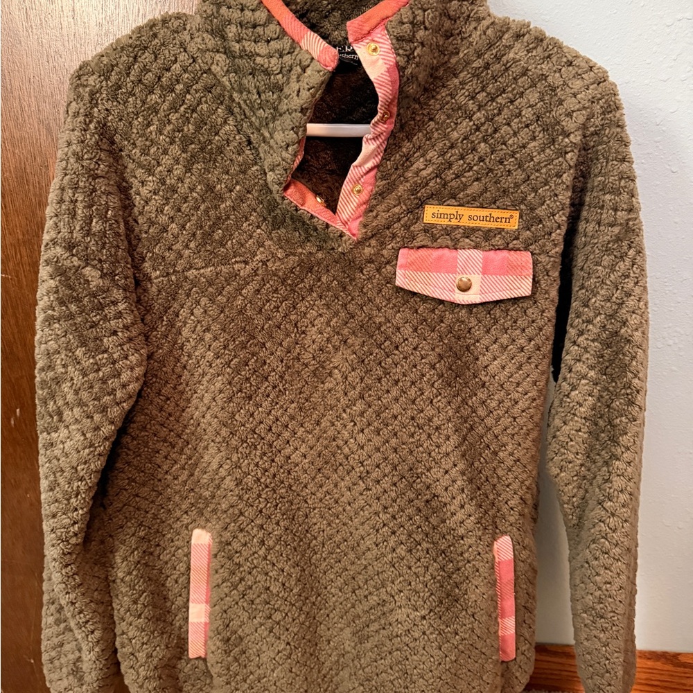 Simply Southern Women’s Olive and Coral Fleece Pullover